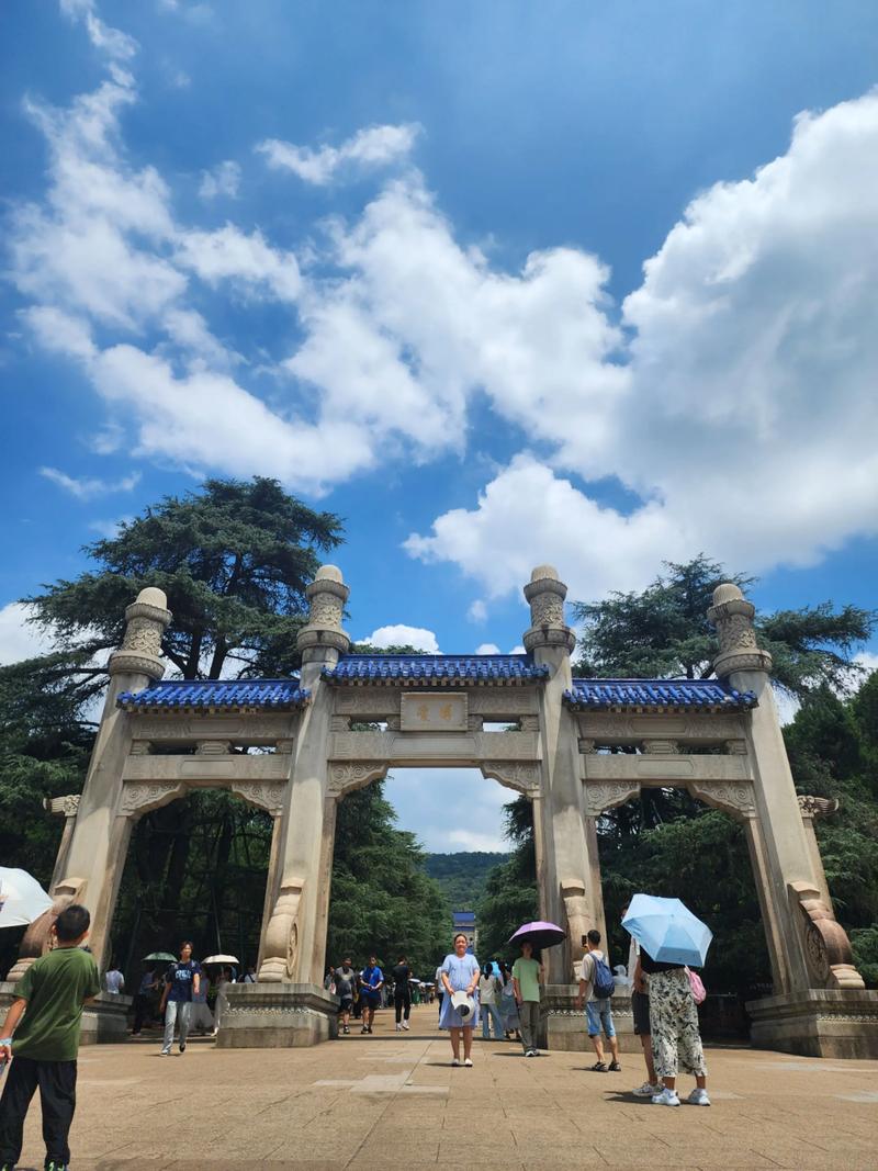 day2 南京 参观中山陵,南京长江大桥,玄武湖,夫子庙秦淮